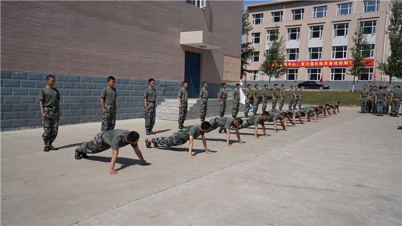 入伍新兵役前训练.jpg